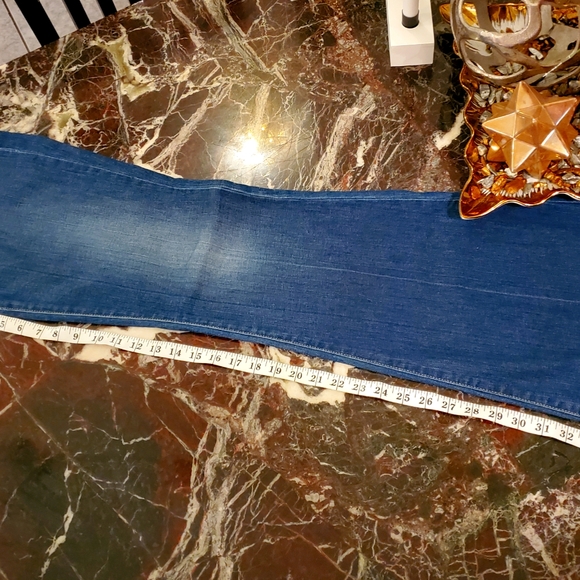 Guess Stretch Flare Jeans - Picture 11 of 13